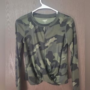 Old Navy Green Camo Long Sleeve Tee